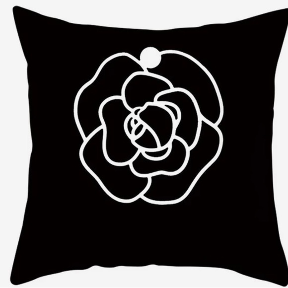 Christmas / trendy  pillows - Picture 3 of 9